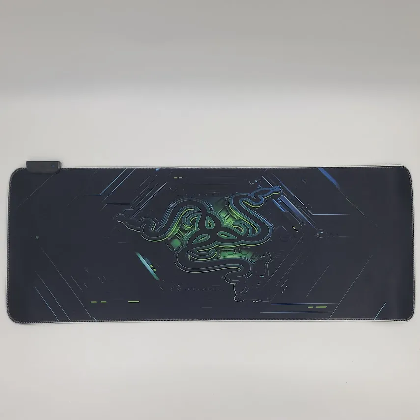 TAPIS RGB Razer (80*30*2)